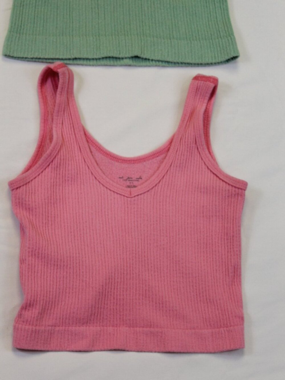 Out From Under UO Cropped Tank Bundle S Ribbed Y2K Green Pink Brown - Picture 2 of 10